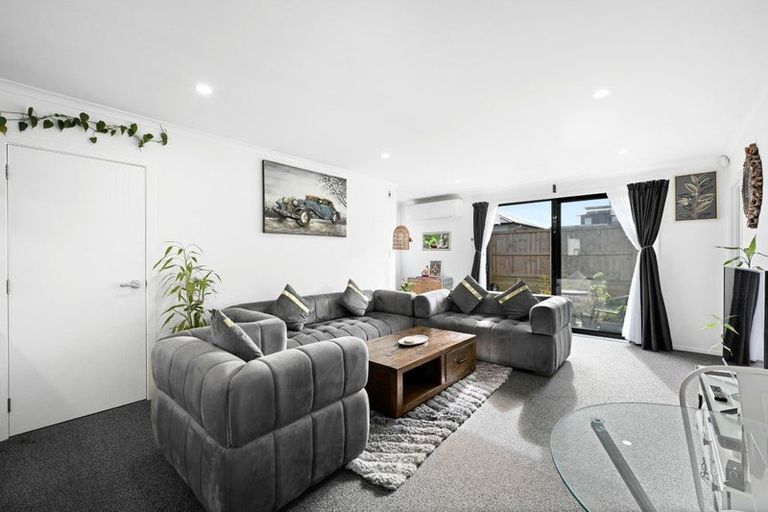 Photo of property in 49 Te Tiireke Drive, Glenview, Hamilton, 3206