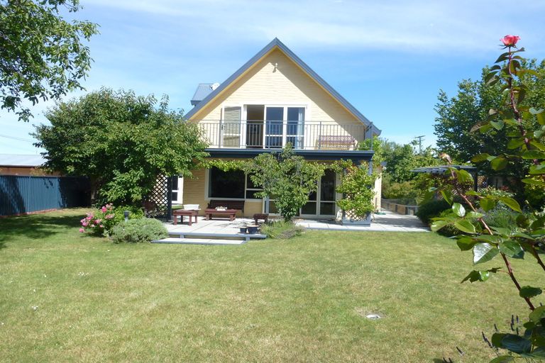 Photo of property in 14 Whitby Street, Clyde, 9330