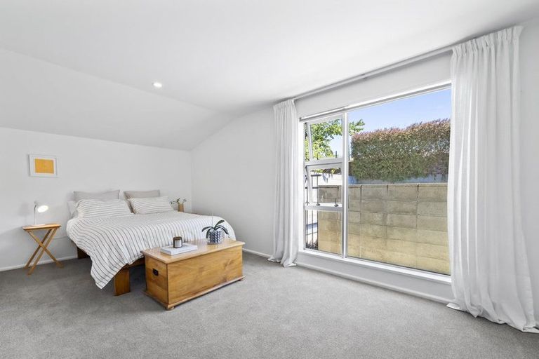 Photo of property in 89b Memorial Avenue, Ilam, Christchurch, 8053