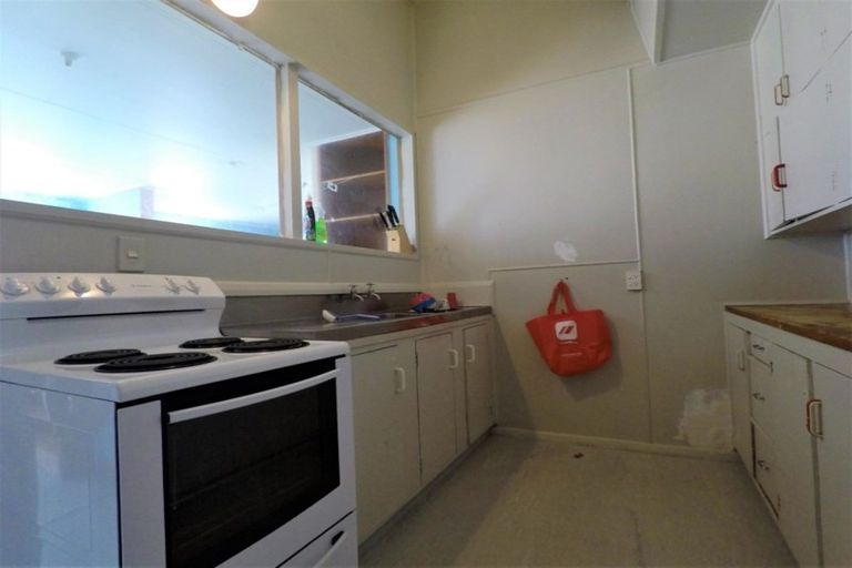 Photo of property in 16 Forth Street, Levin, 5510