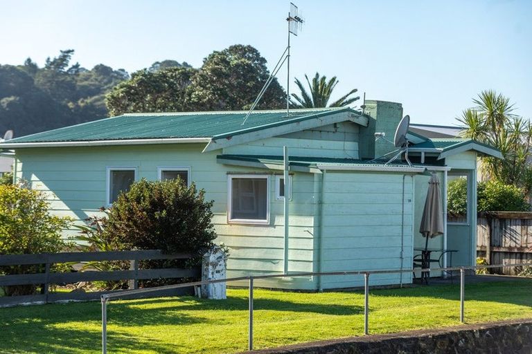 Photo of property in 24 Pacific Road, Waihi Beach, 3611