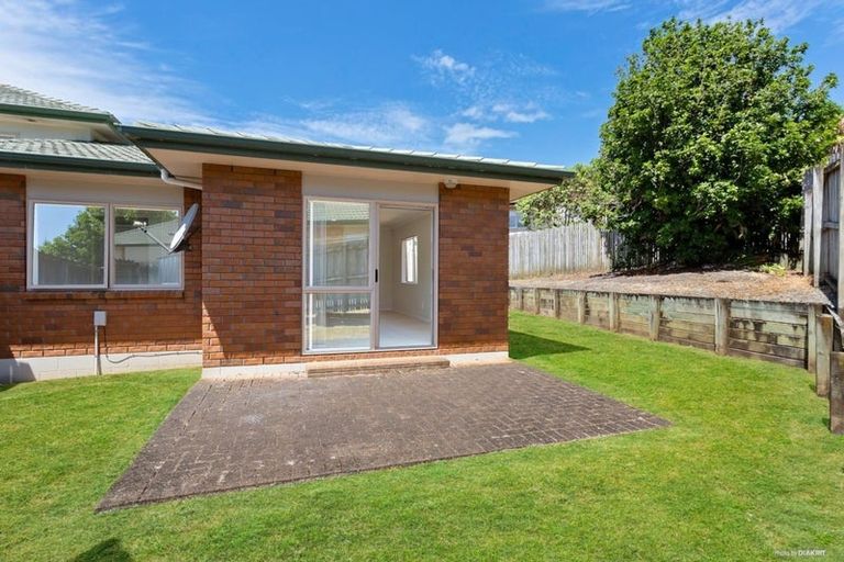Photo of property in 5 Landvale Court, Browns Bay, Auckland, 0630