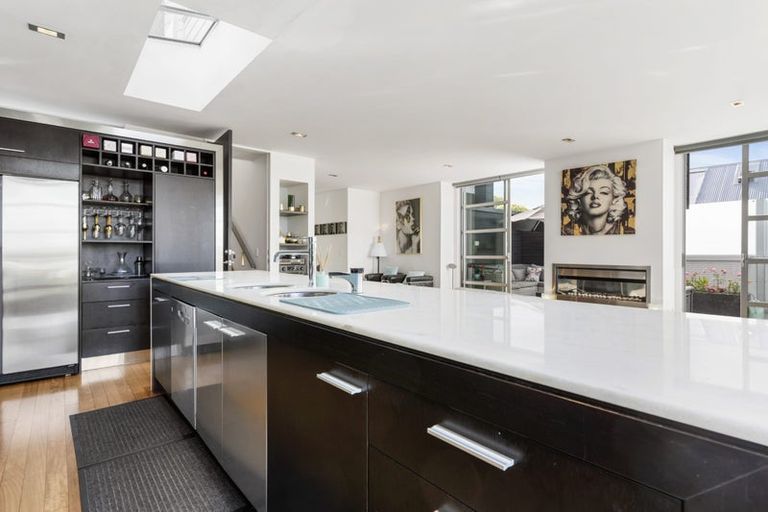 Photo of property in 14 Bradford Street, Parnell, Auckland, 1052