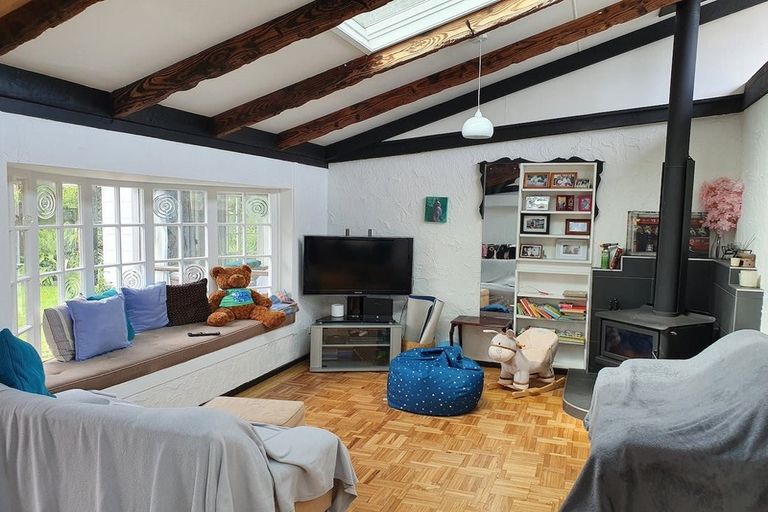 Photo of property in 3/9 Poinsettia Place, Henderson, Auckland, 0610