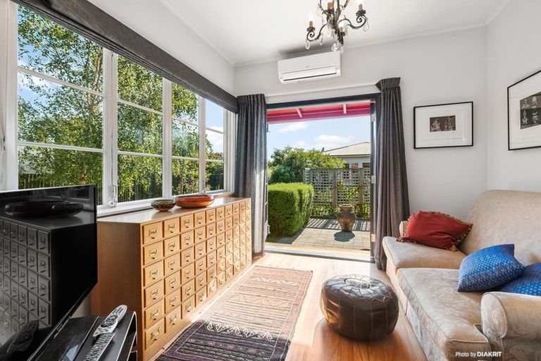 Photo of property in 15 Ohio Street, Martinborough, 5711