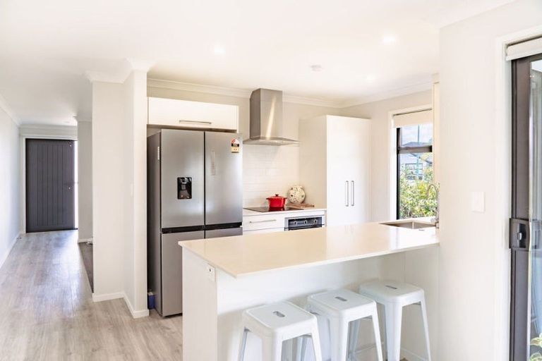 Photo of property in 1 Monaro Place, Papamoa, 3118