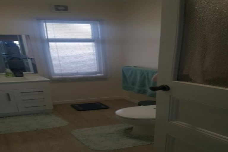 Photo of property in 2/8 Beatrice Road, Remuera, Auckland, 1050