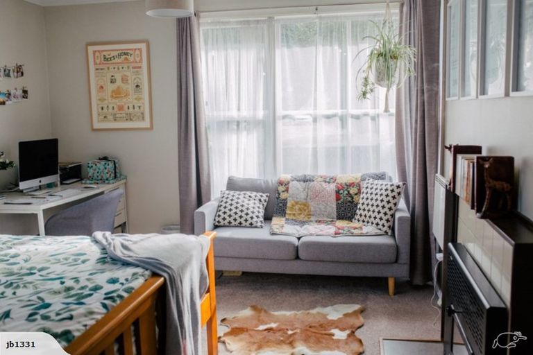 Photo of property in 15 Tasman Street, Havelock North, 4130