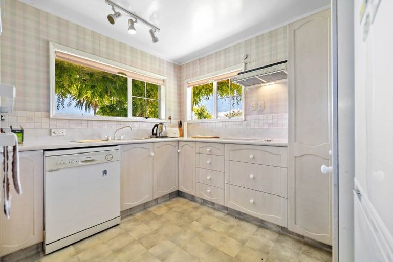 Photo of property in 1/10 Te Hepera Street, Waipahihi, Taupo, 3330