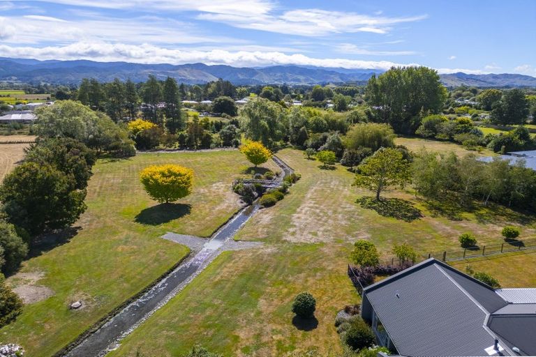 Photo of property in 7 Rexwood Estate, Carterton, 5713