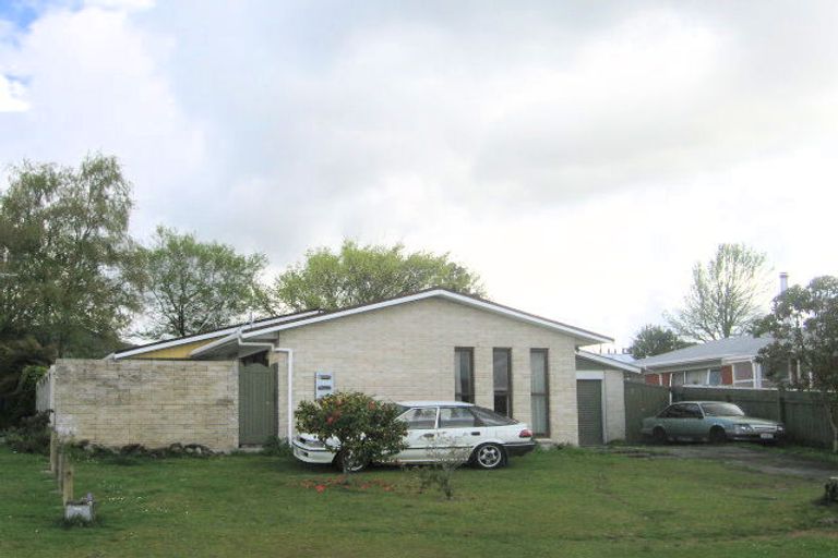 Photo of property in 44 Hathor Street, Pomare, Rotorua, 3015