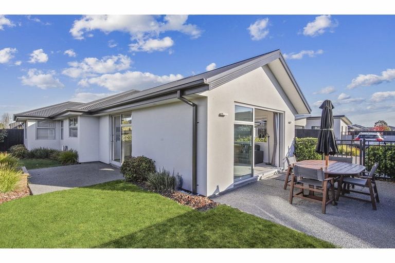 Photo of property in 21 Salisbury Avenue, Rangiora, 7400