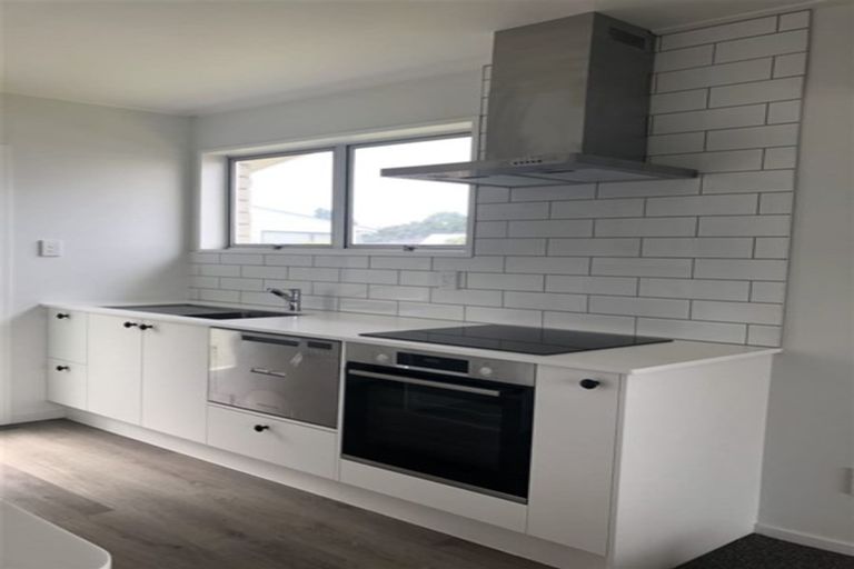 Photo of property in 25 Millers Road, Brookfield, Tauranga, 3110