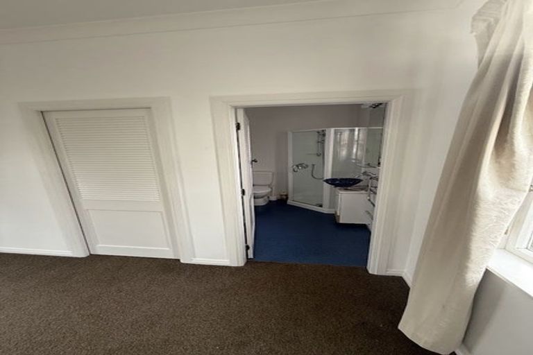 Photo of property in 22 Riddlers Crescent, Petone, Lower Hutt, 5012