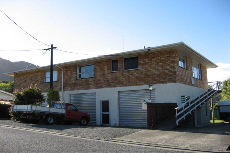 Photo of property in 19b Canterbury Street, Picton, 7220