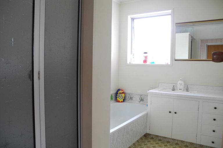 Photo of property in 12a Paul Street, Waimate, 7924