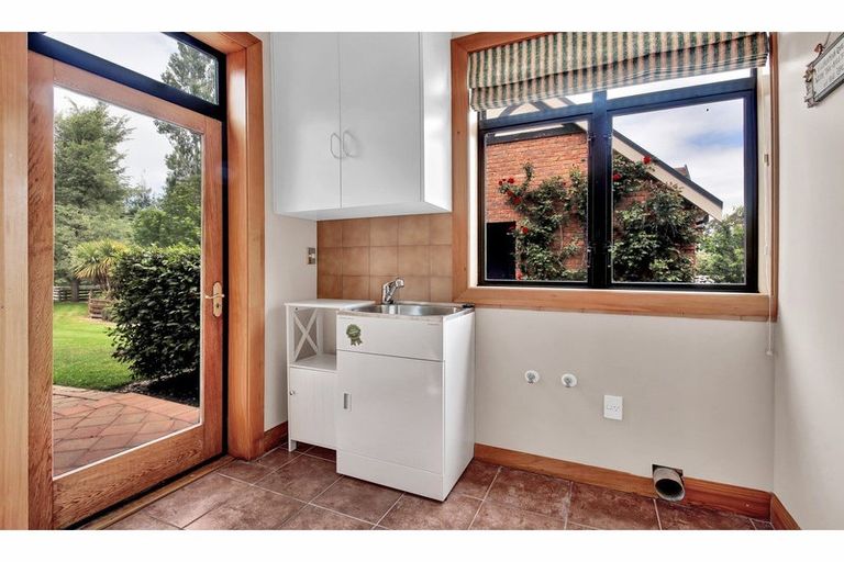 Photo of property in 2 Conways Road, Cust, Rangiora, 7471