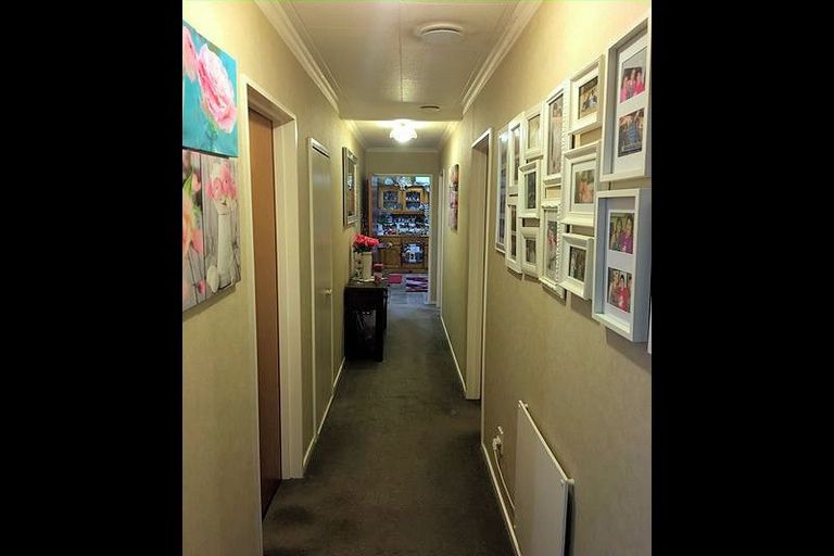 Photo of property in 20 Hughes Street, Waimate, 7924