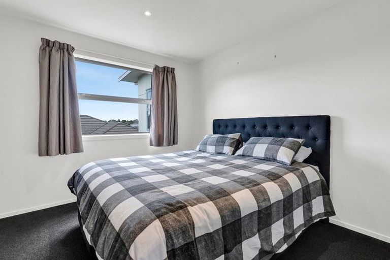 Photo of property in 13a Heta Road, Highlands Park, New Plymouth, 4312