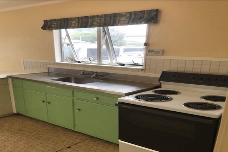 Photo of property in 15a Cabot Place, Flaxmere, Hastings, 4120