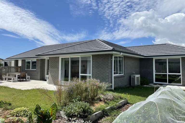 Photo of property in 12 Farrier Street, Papamoa, 3118