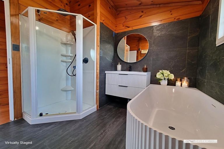 Photo of property in 283a Beach Road, Campbells Bay, Auckland, 0630