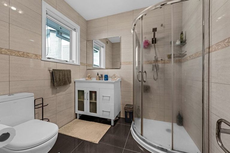 Photo of property in 10 Fields Road, Manurewa, Auckland, 2102