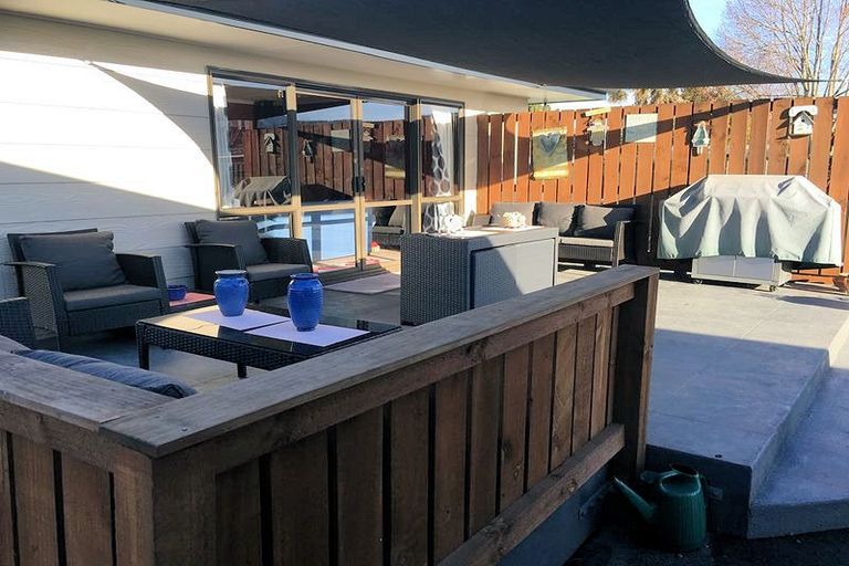 Photo of property in 20 Hughes Street, Waimate, 7924