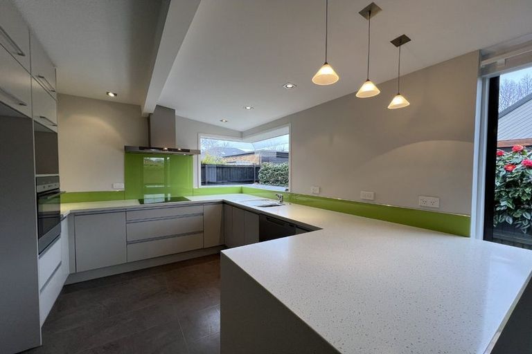 Photo of property in 14a Cricklewood Place, Avonhead, Christchurch, 8042