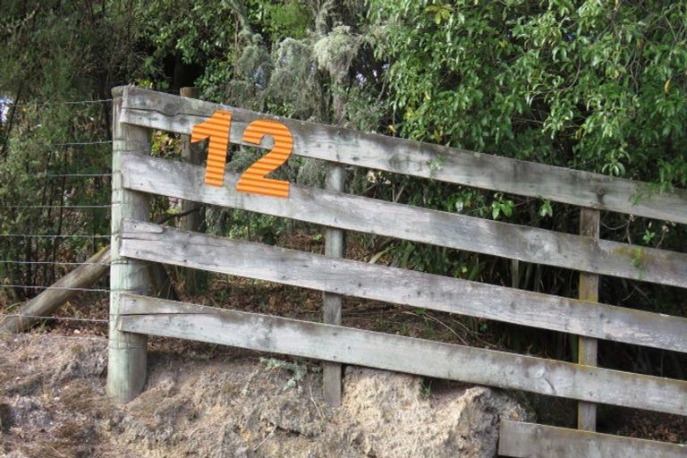 Photo of property in 12 Hepina Heights, Kinloch, Taupo, 3377