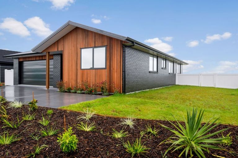 Photo of property in 62 Maturiki Drive, Ruakaka, 0118