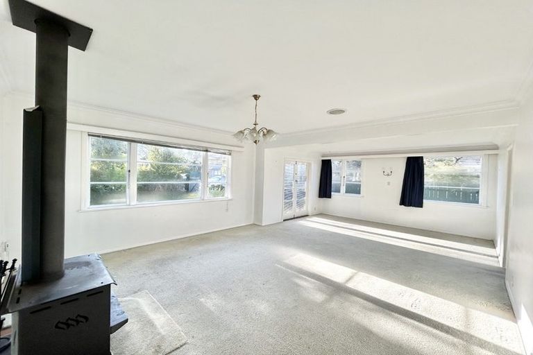 Photo of property in 53 Kings Drive, Levin, 5510