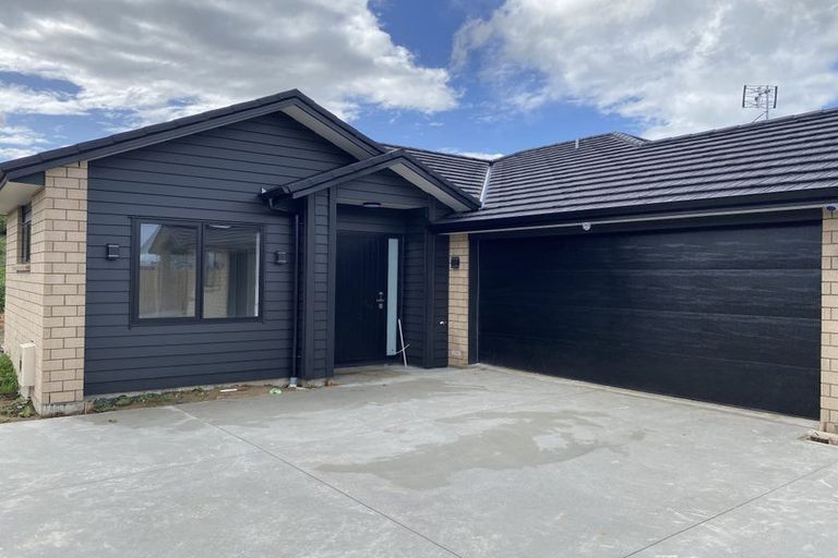 Photo of property in 16 Arahi Place, Rototuna North, Hamilton, 3210