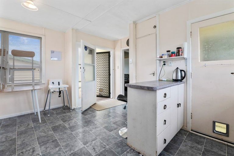 Photo of property in 15 Wharenui Road, Owhata, Rotorua, 3010