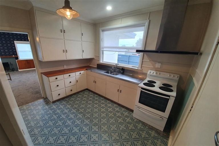 Photo of property in 18 Windsor Street, Terrace End, Palmerston North, 4410