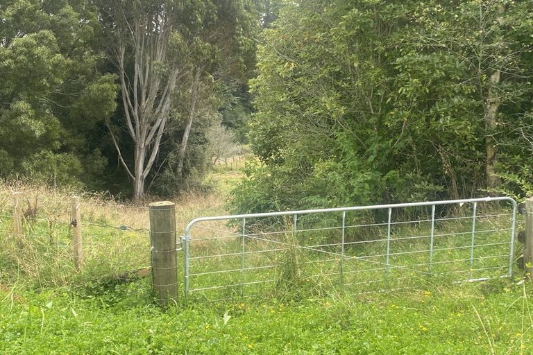 Photo of property in 104 Tauranga Direct Road, Hamurana, Rotorua, 3096