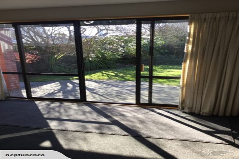 Photo of property in 27b Bryndwr Road, Fendalton, Christchurch, 8052