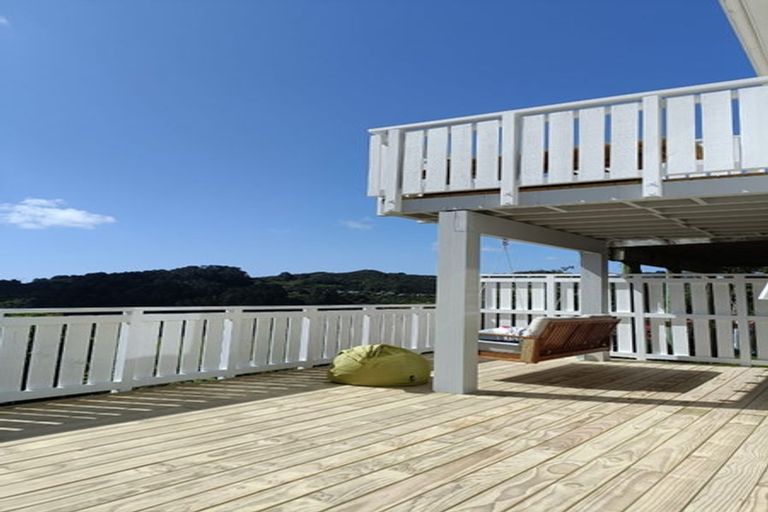 Photo of property in 14a Parklands Drive, Karori, Wellington, 6012