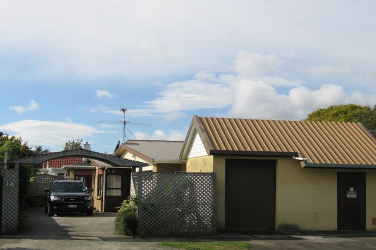Photo of property in 1a Bathurst Street, Silverstream, Upper Hutt, 5019