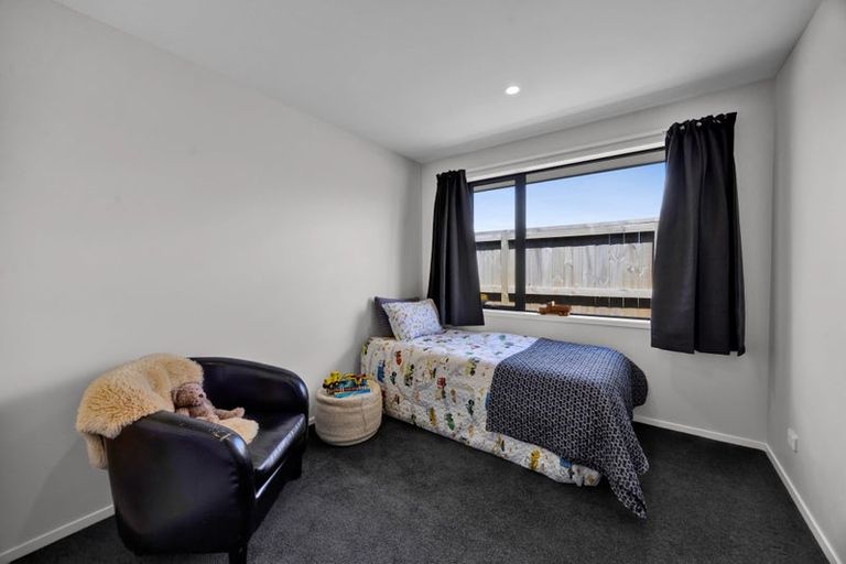 Photo of property in 8 Wheki Lane, Inglewood, 4330