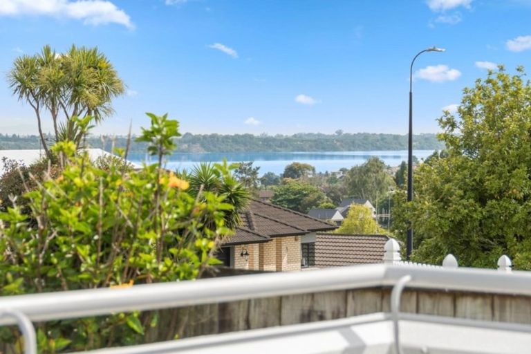 Photo of property in 90 Osprey Drive, Welcome Bay, Tauranga, 3112