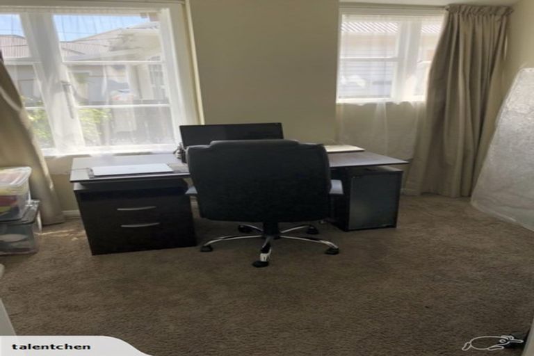 Photo of property in 17 Bauchop Road, Waterloo, Lower Hutt, 5011