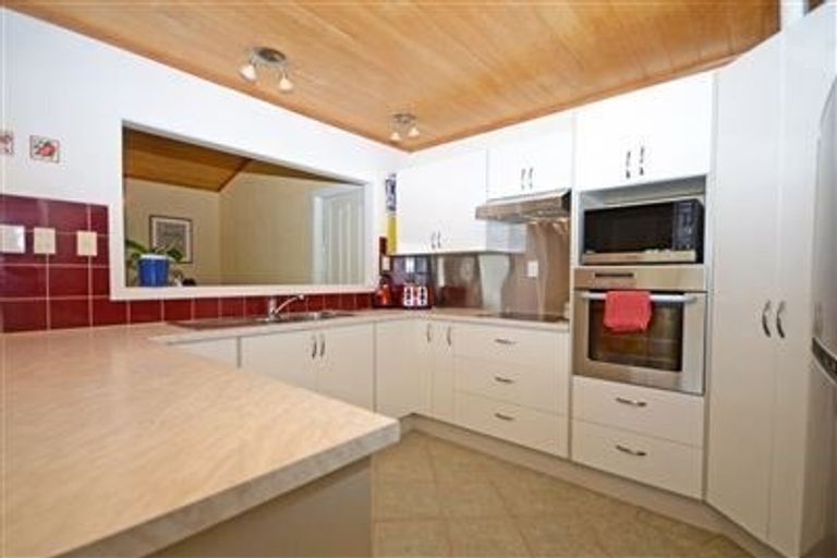Photo of property in 17 Matisse Drive, West Harbour, Auckland, 0618