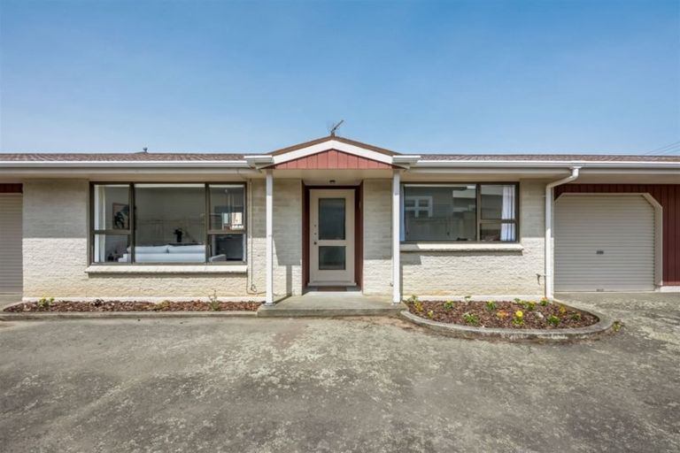 Photo of property in 3b Epuni Street, Hutt Central, Lower Hutt, 5011