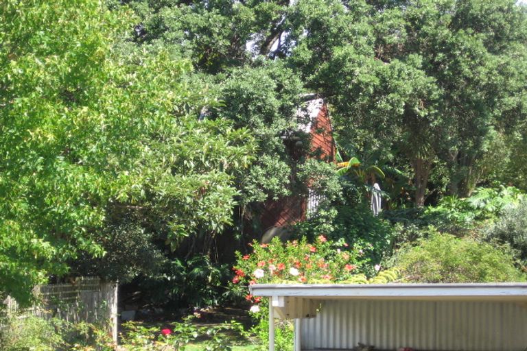 Photo of property in 27a Rutland Road, Stanley Point, Auckland, 0624