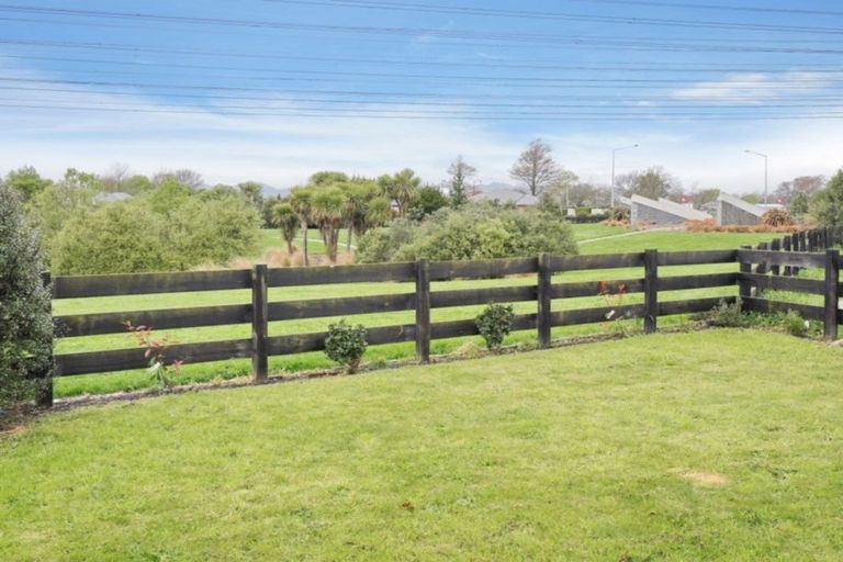 Photo of property in 23 Charente Way, Yaldhurst, Christchurch, 8042