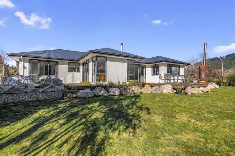 Photo of property in 929 Waiwhero Road, Ngatimoti, Motueka, 7196