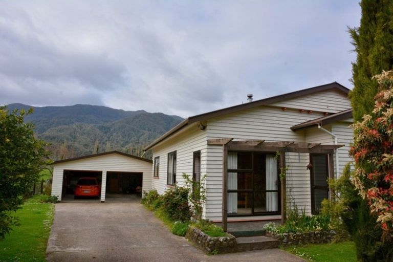 Photo of property in 662 Arapito Road, Karamea, 7893