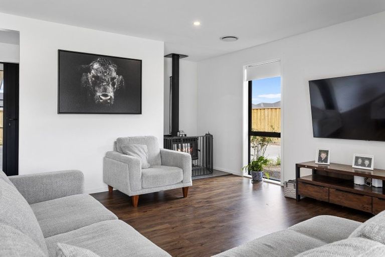 Photo of property in 69b Hilton Drive, Amberley, 7410