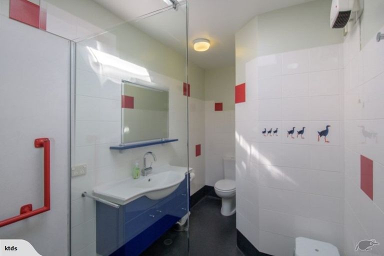 Photo of property in 8 Veint Crescent, Queenstown, 9300